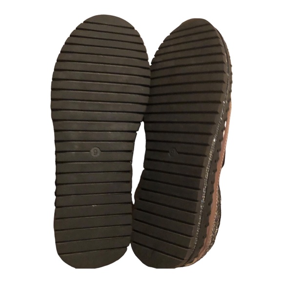 Sparkling platforms - Picture 3 of 4